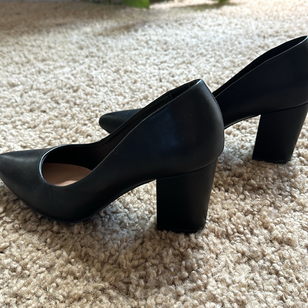 Massini Black Block Heels - Picture 4 of 4